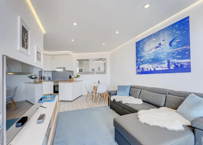 Blue Lagoon - Ocean View Penthouse With Airco & Heated Pool * أذيخي