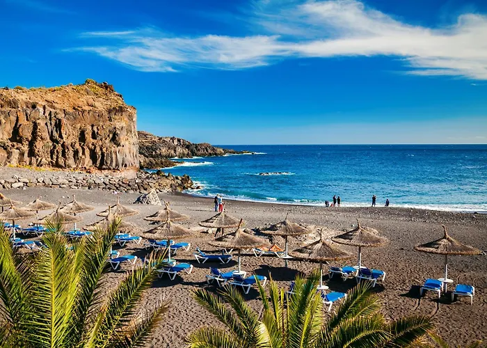 Blue Lagoon - Ocean View Penthouse With Airco & Heated Pool شقة *