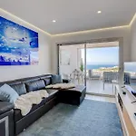 Ocean View Penthouse - Sunset Terrace, Heated Pool, Parking Apartman