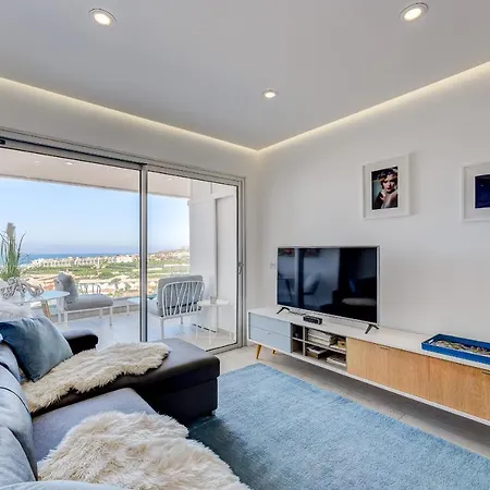 Ocean View Penthouse - Sunset Terrace, Heated Pool, Parking *