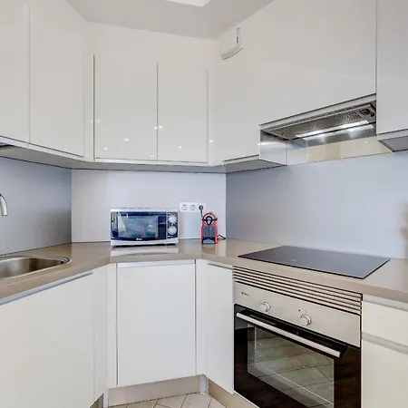 Ocean View Penthouse - Sunset Terrace, Heated Pool, Parking