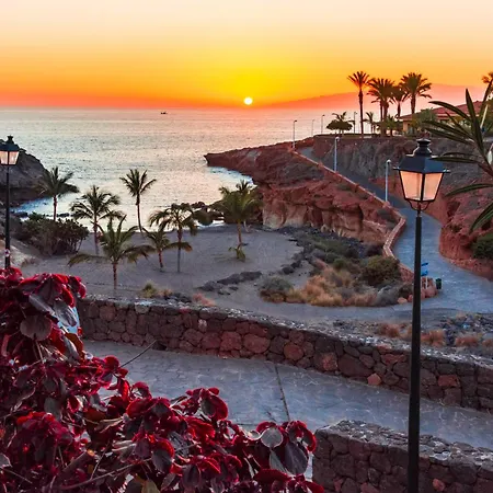 Ocean View Penthouse - Sunset Terrace, Heated Pool, Parking Costa Adeje (Tenerife)
